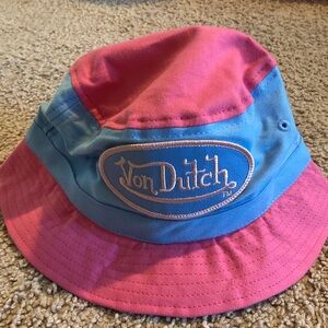 BRAND NEW Von Dutch Two-Tone Pink and Blue Bucket Hat